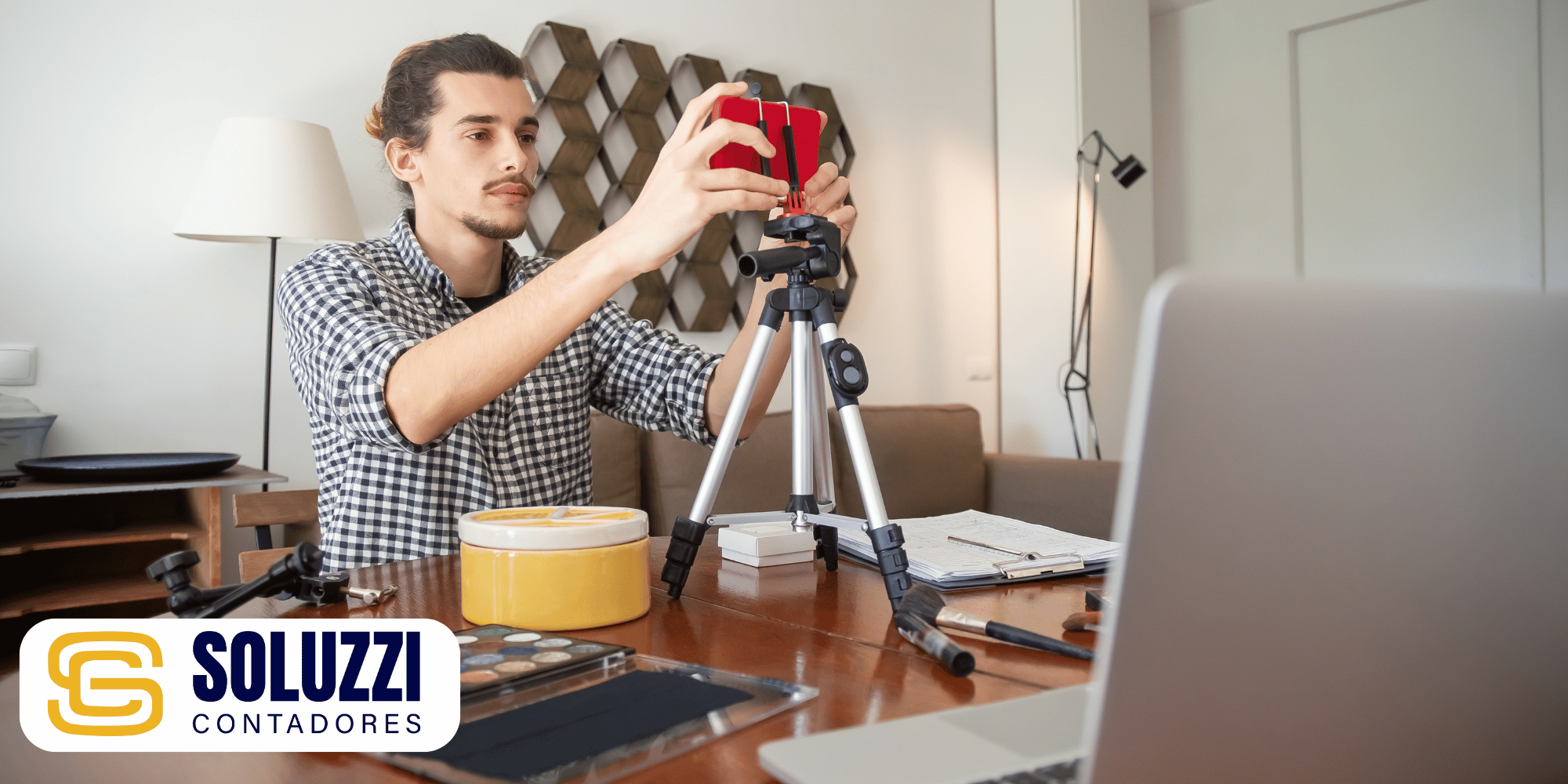 Quanto ganha um infoprodutor: faixas de renda e o que define o lucro